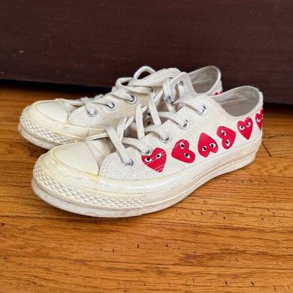 COMME des GARÇONS Play x Converse | Multi-heart low top Chuck Taylors Women's 6 - Picture 1 of 8